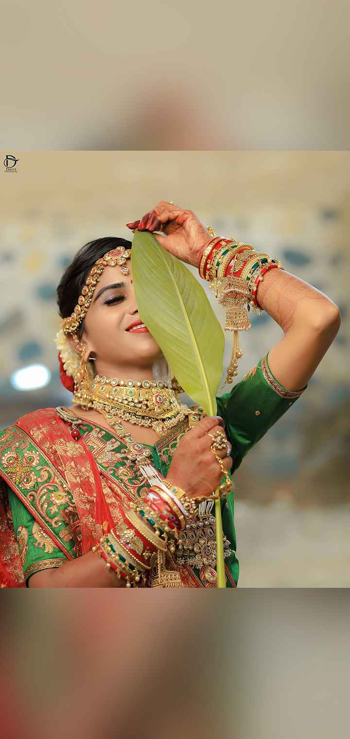 Dilus Photography Pose Image