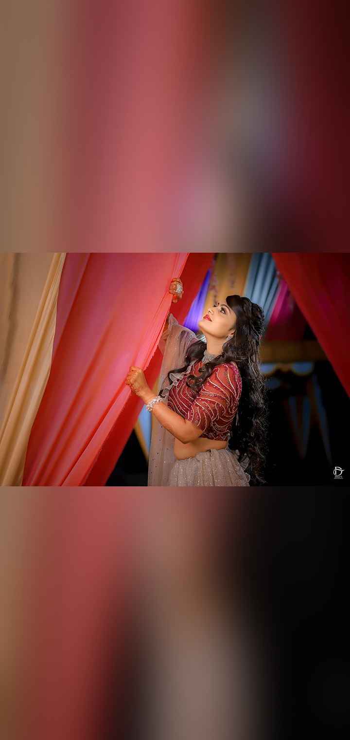 Dilus Photography Pose Image