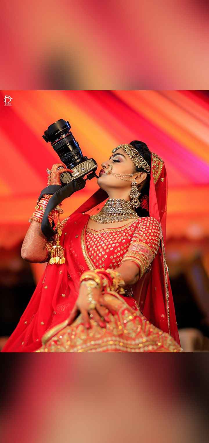 Dilus Photography Pose Image