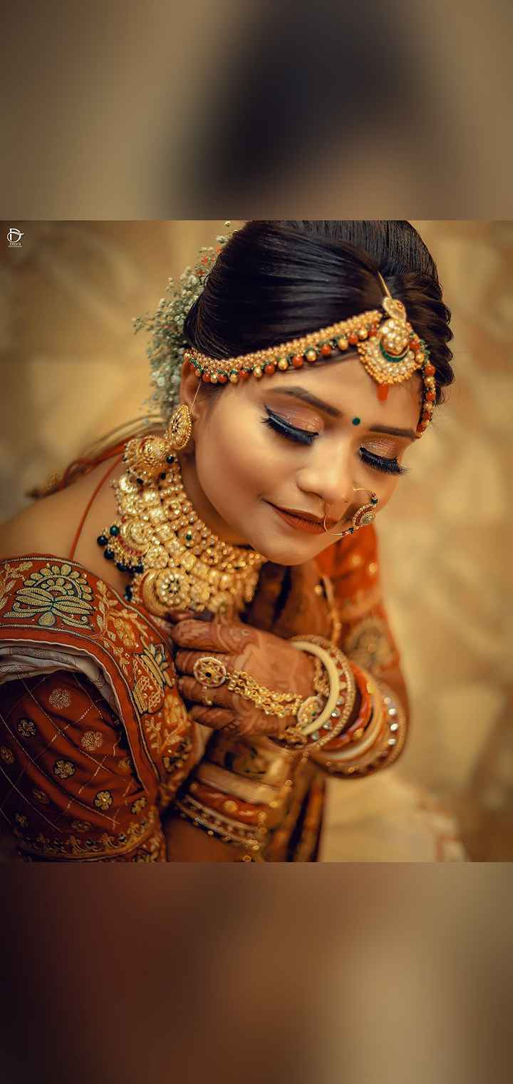 Dilus Photography Pose Image