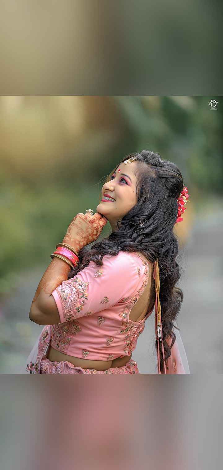 Dilus Photography Pose Image