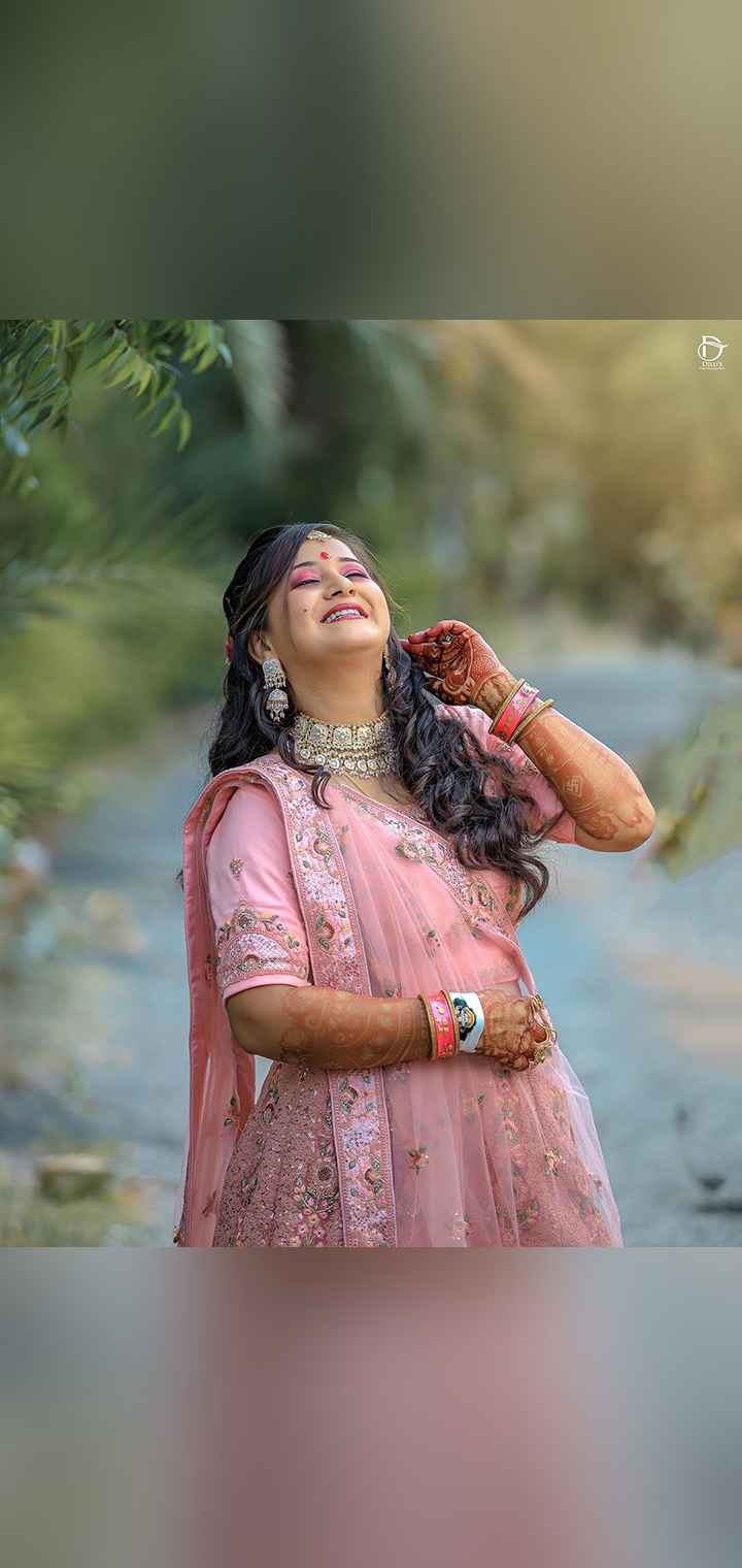 Dilus Photography Pose Image