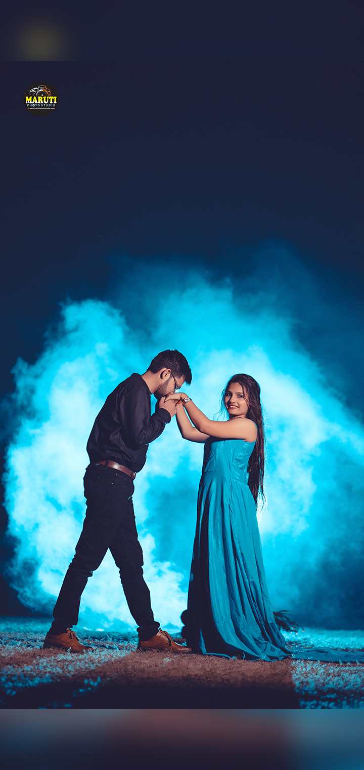 MARUTI PHOTO STUDIO Pose Image