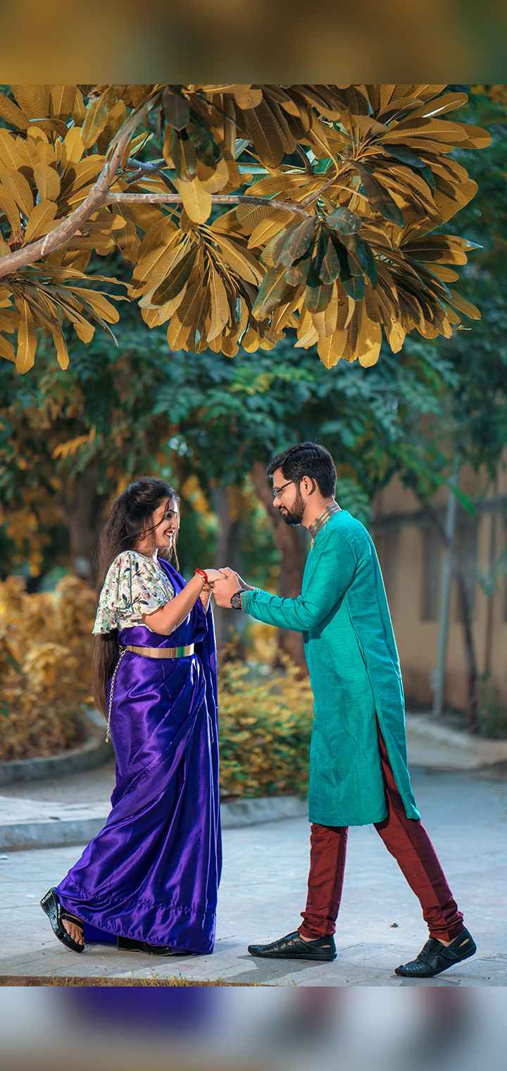 MARUTI PHOTO STUDIO Pose Image