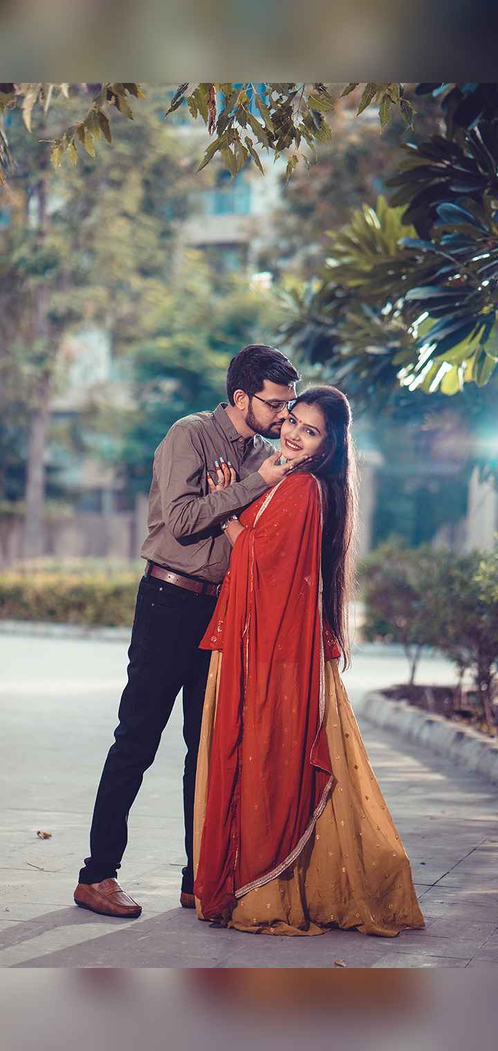 MARUTI PHOTO STUDIO Pose Image