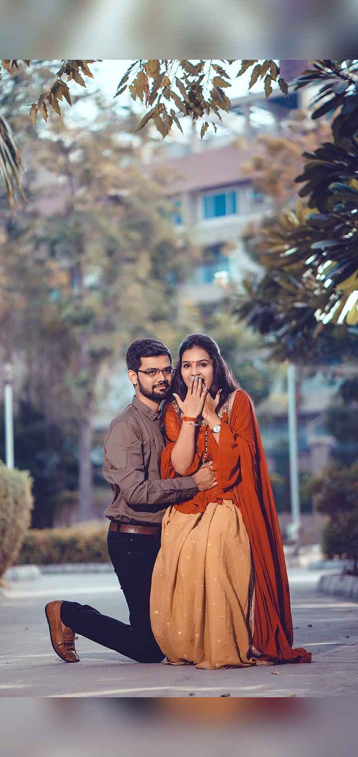 MARUTI PHOTO STUDIO Pose Image