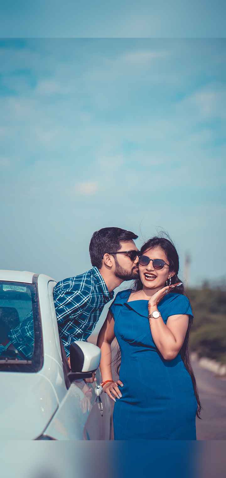 MARUTI PHOTO STUDIO Pose Image