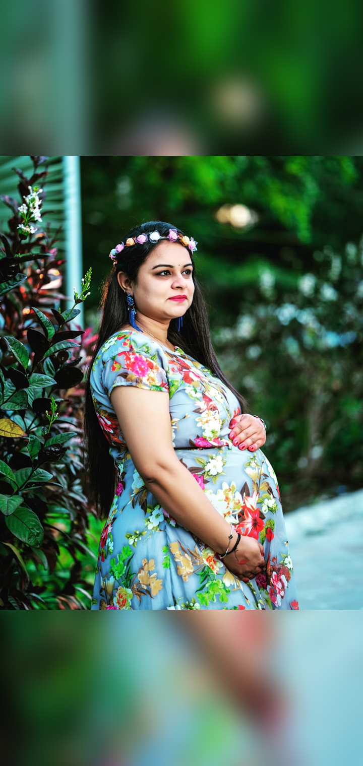 MARUTI PHOTO STUDIO Pose Image