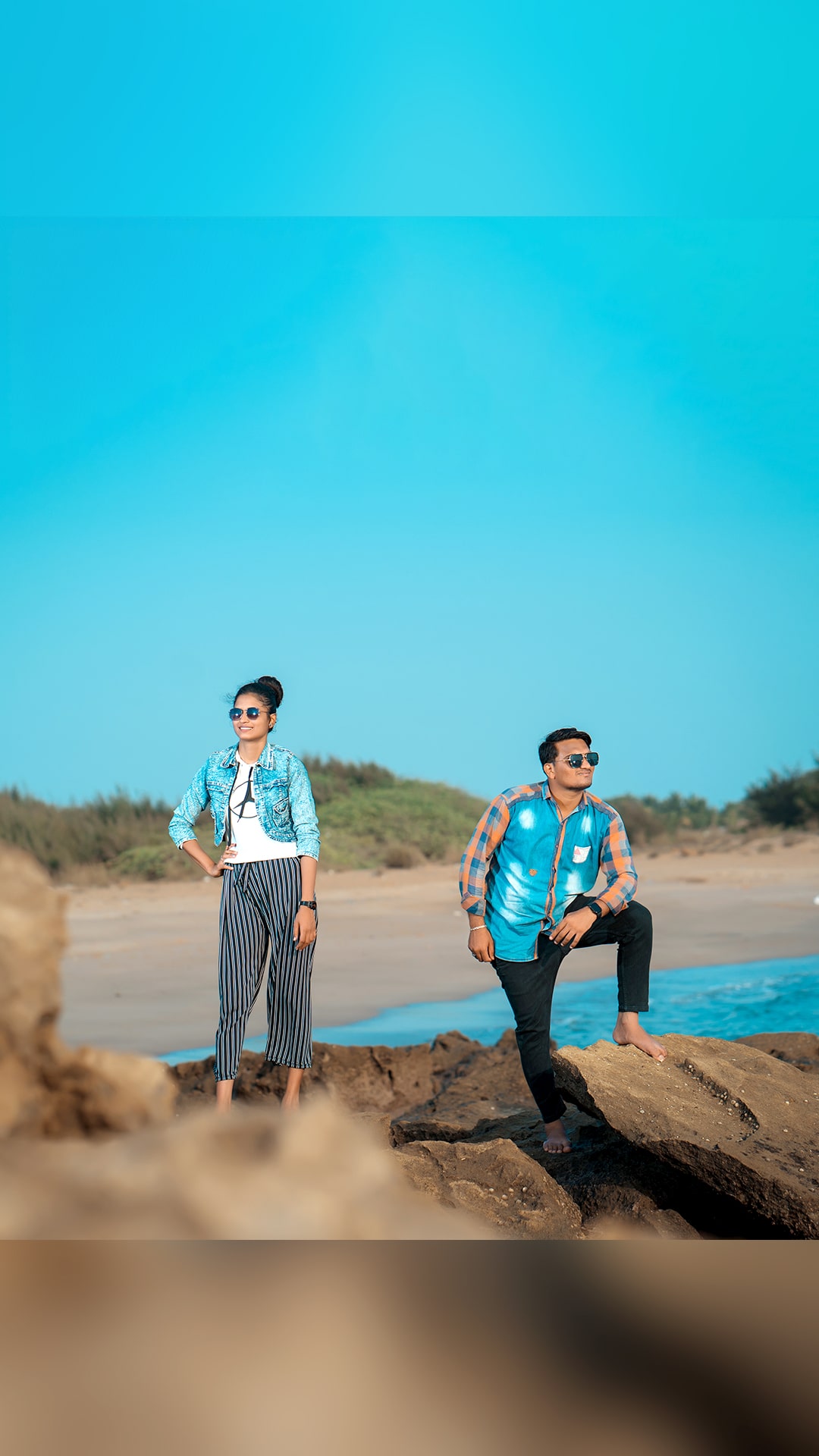 CLICK BLICK Pose Image