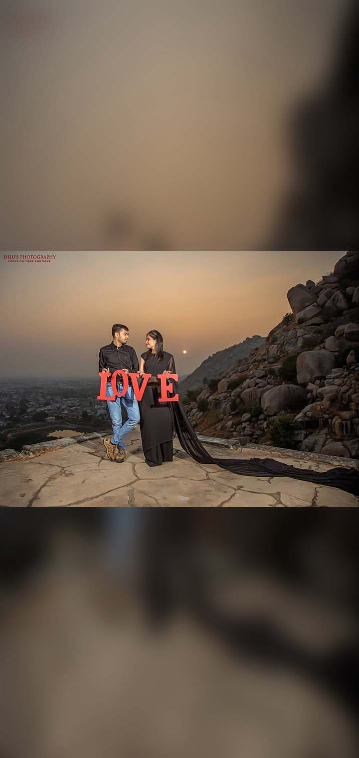 Dilus Photography Pose Image