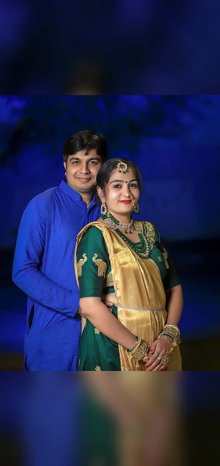 Dilus Photography Pose Image