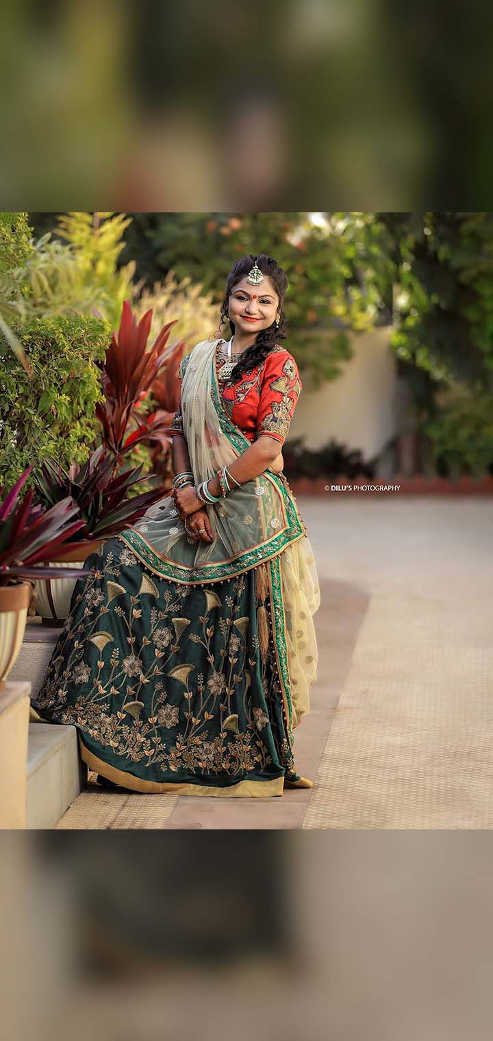 Dilus Photography Pose Image