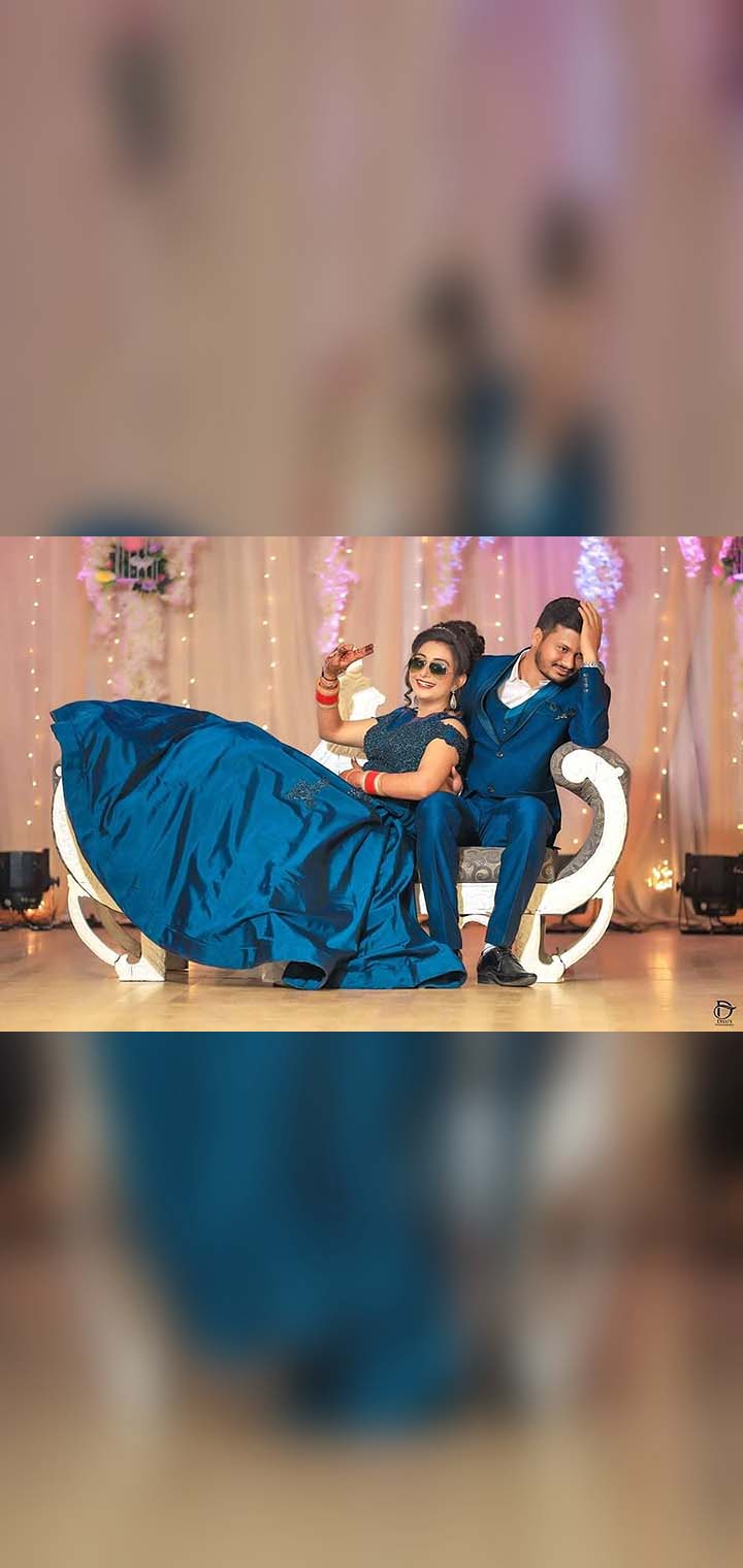 Dilus Photography Pose Image