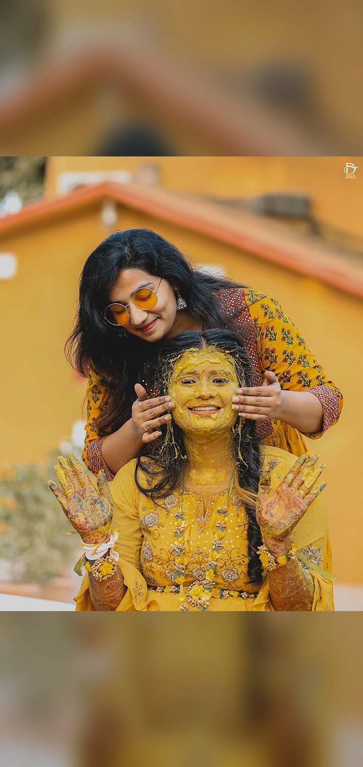 Dilus Photography Pose Image
