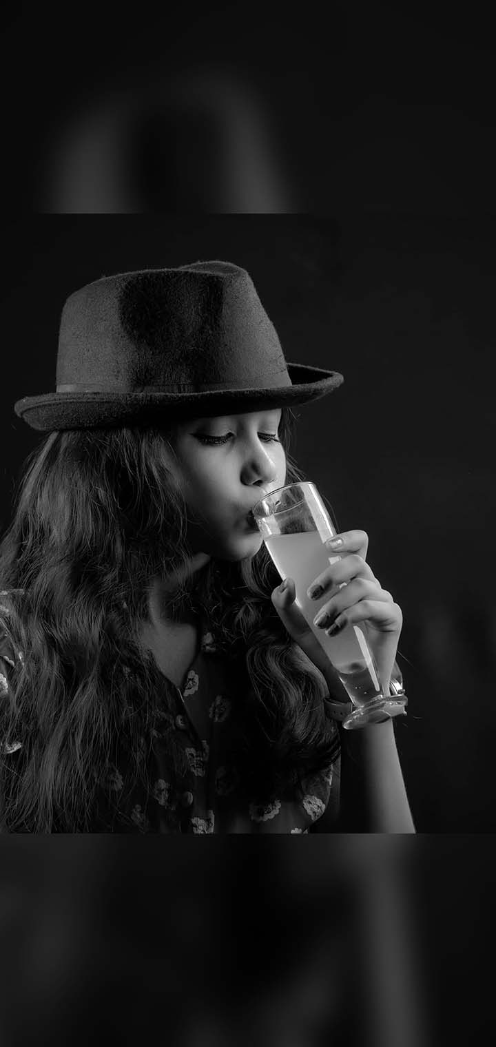 Dilus Photography Pose Image