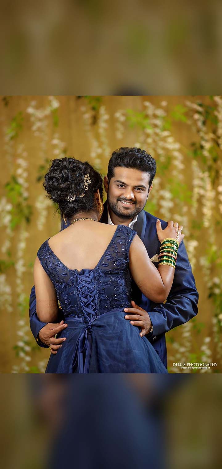 Dilus Photography Pose Image