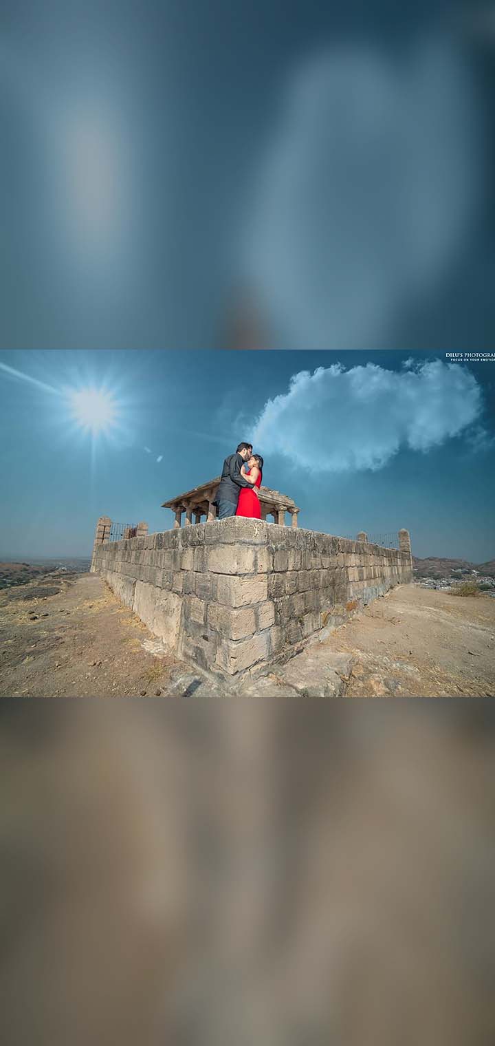 Dilus Photography Pose Image