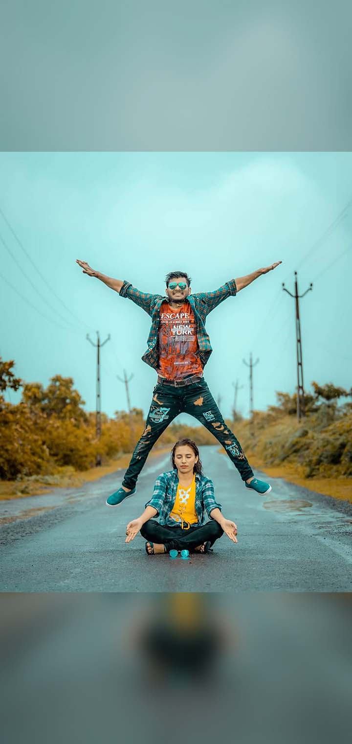 Dilus Photography Pose Image