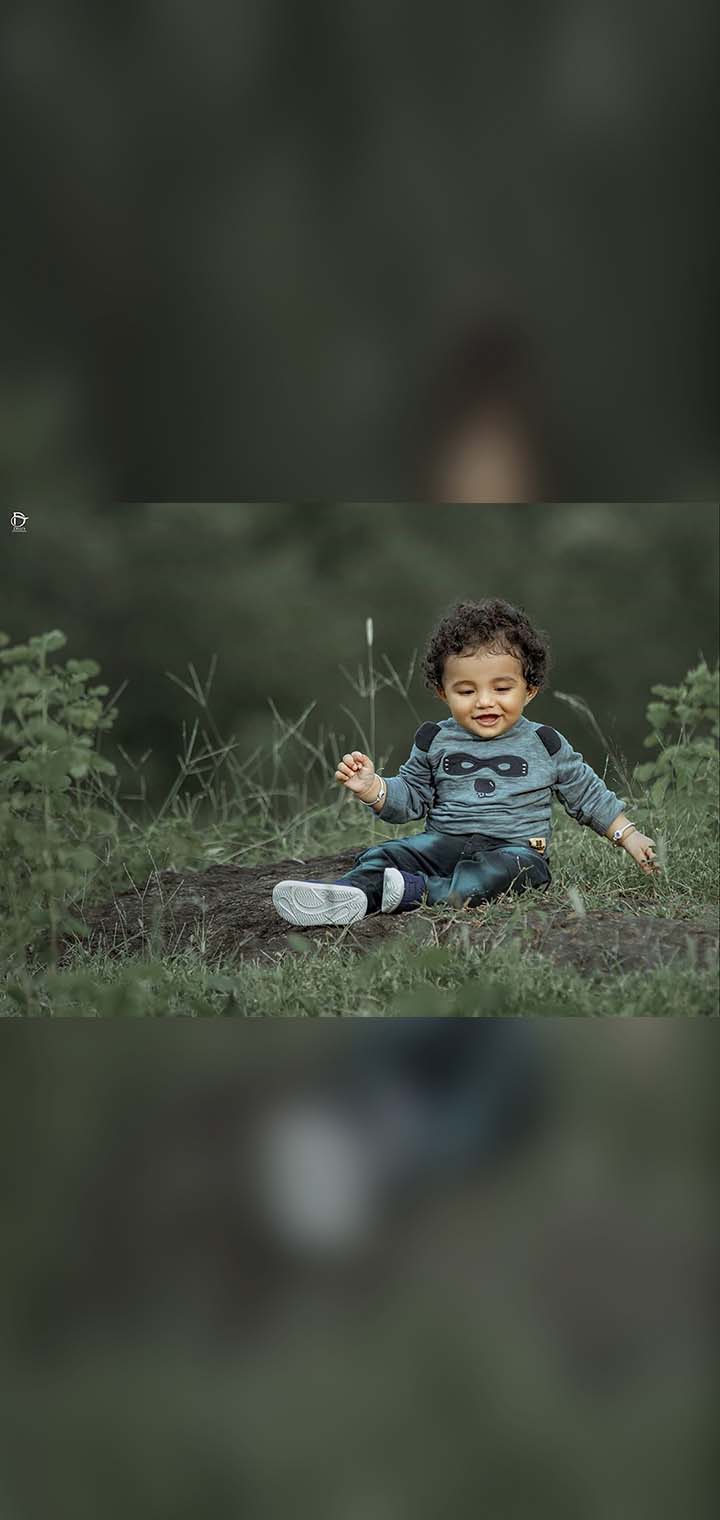 Dilus Photography Pose Image