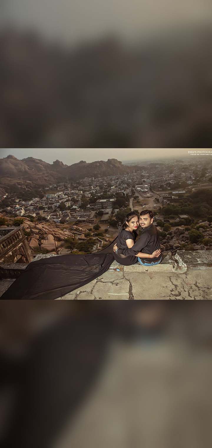 Dilus Photography Pose Image