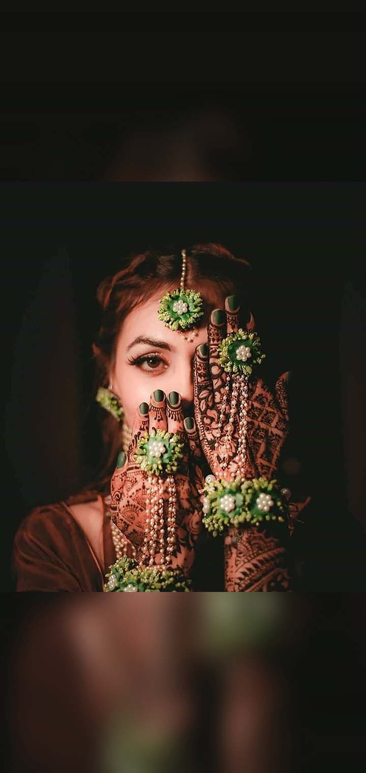 Dilus Photography Pose Image