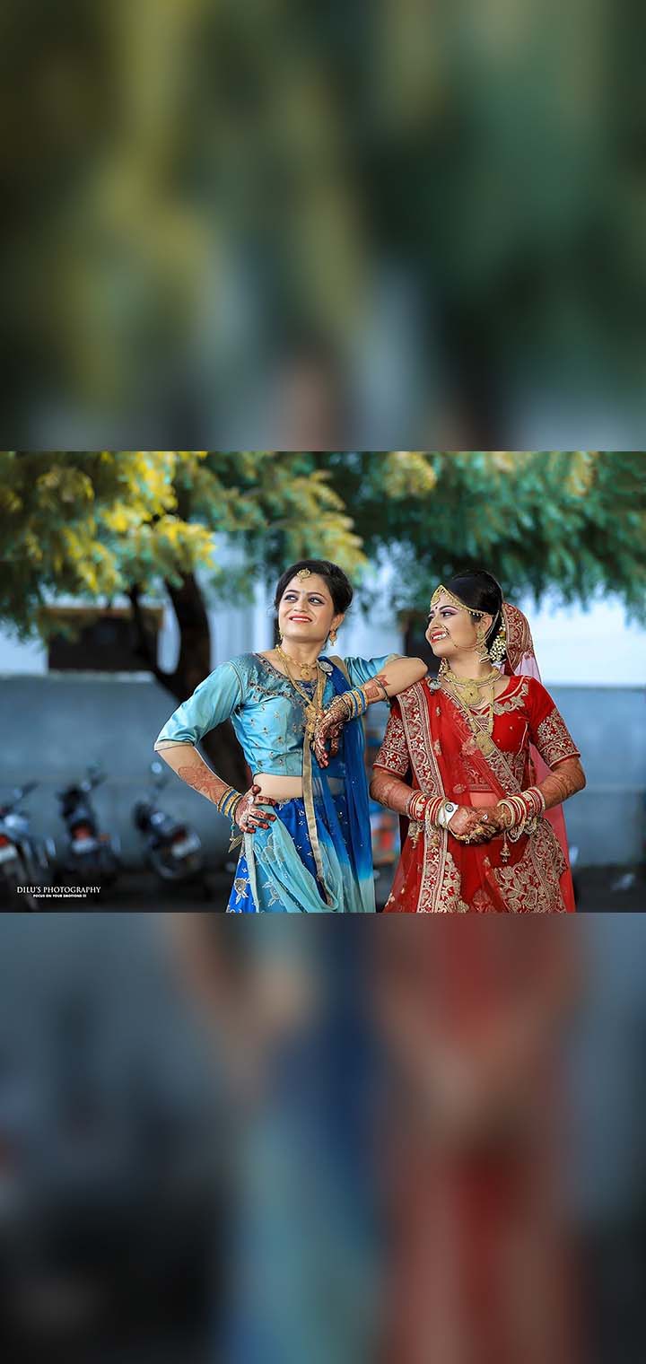 Dilus Photography Pose Image