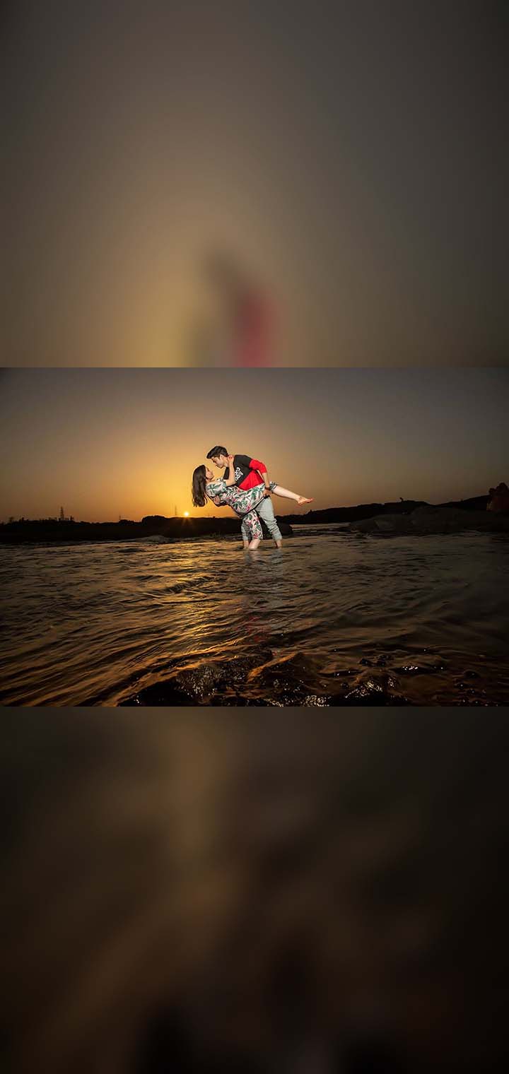 Dilus Photography Pose Image