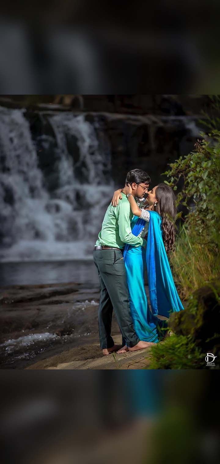 Dilus Photography Pose Image