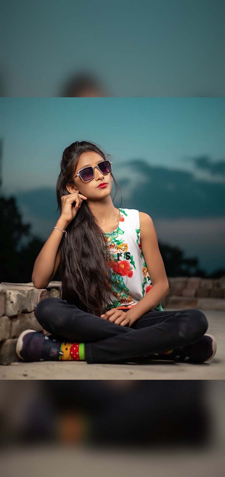 Dilus Photography Pose Image