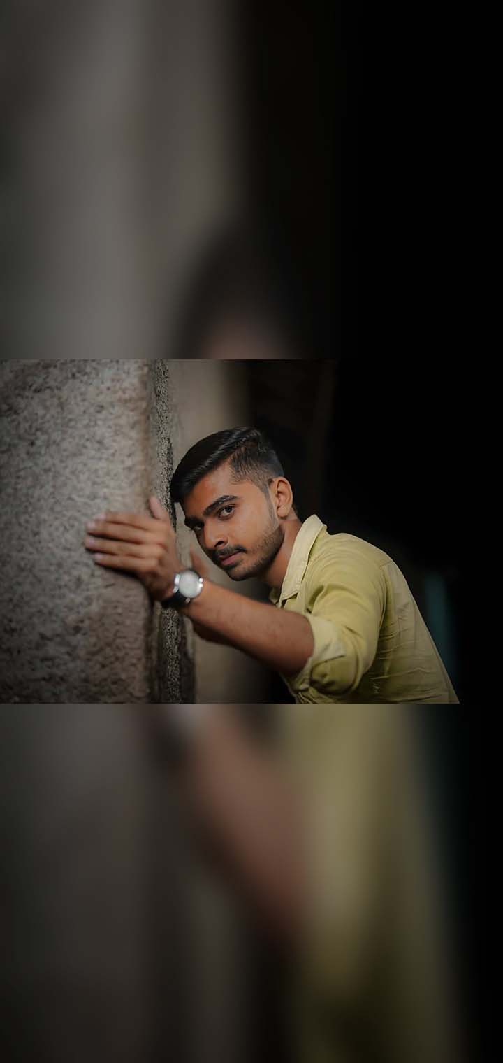 Dilus Photography Pose Image