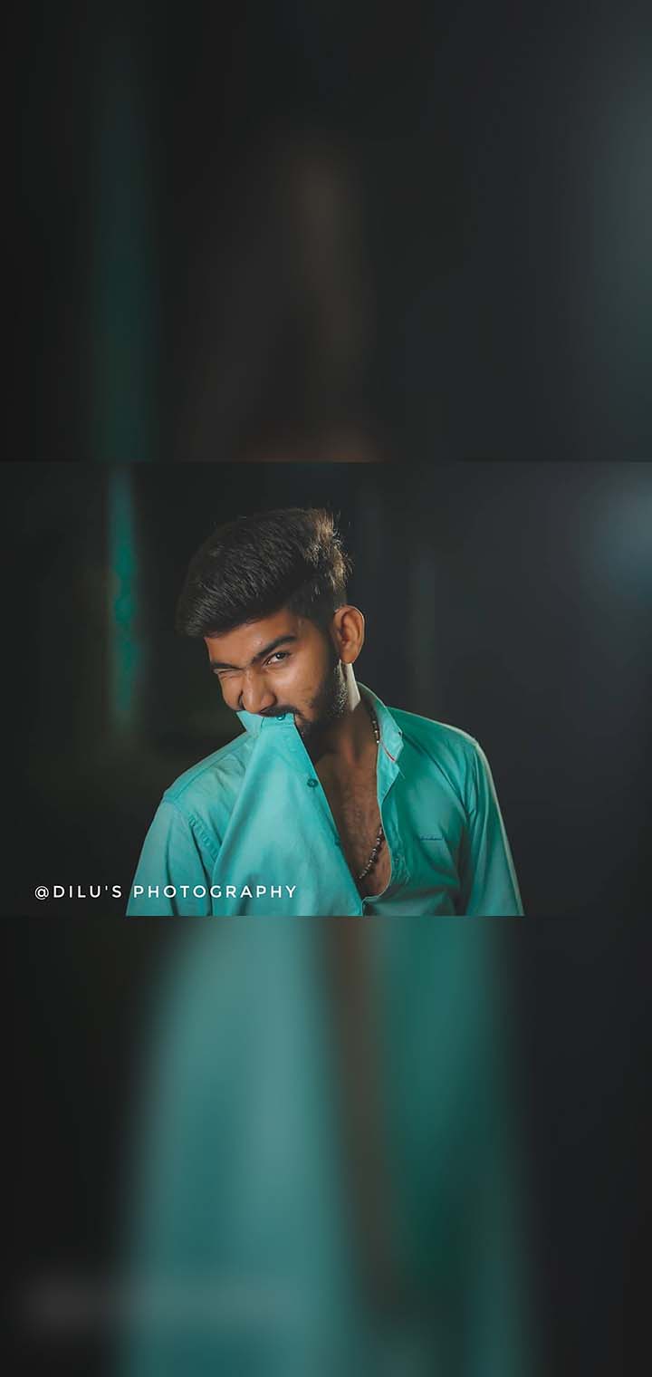 Dilus Photography Pose Image