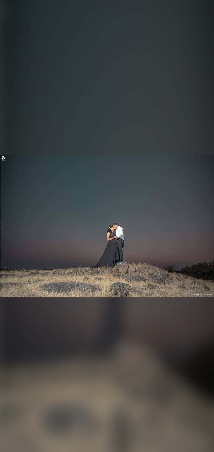 Dilus Photography Pose Image