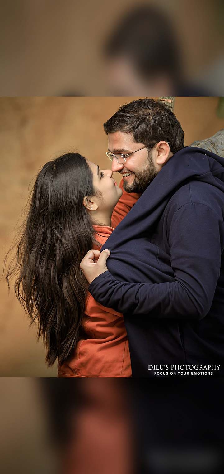 Dilus Photography Pose Image