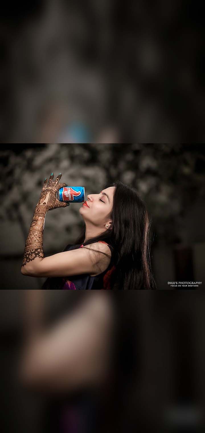 Dilus Photography Pose Image