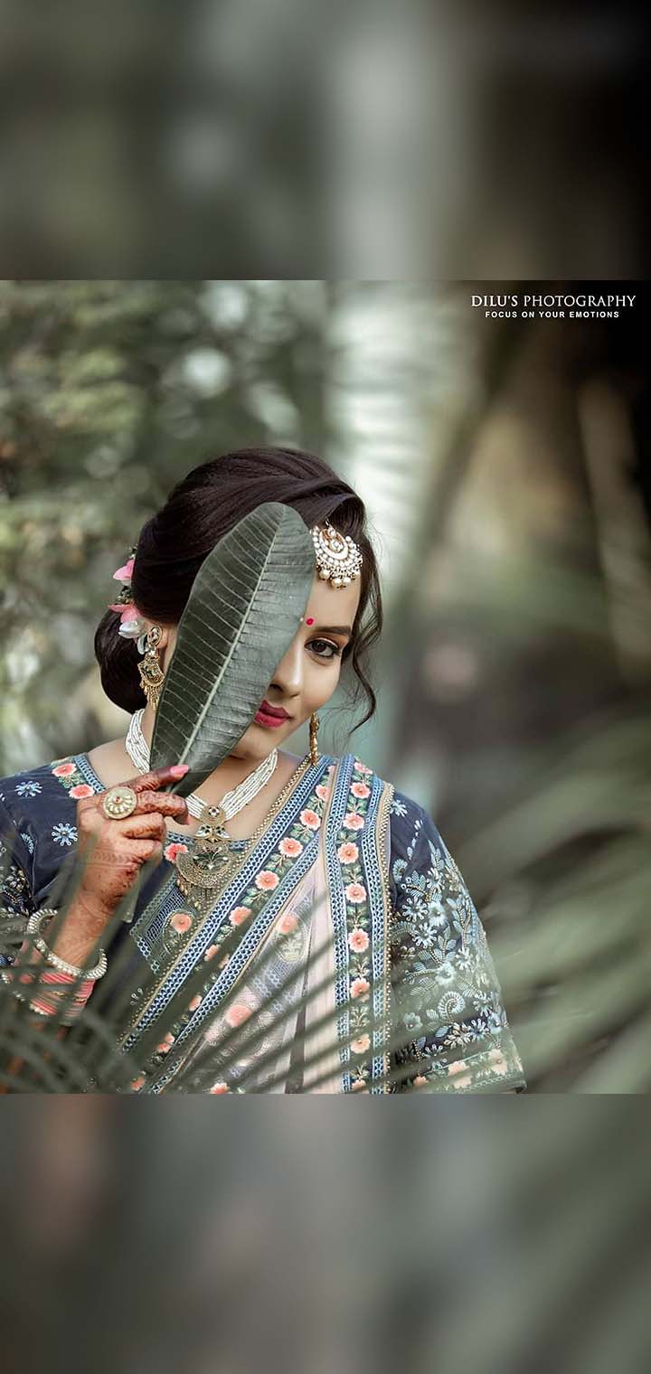 Dilus Photography Pose Image