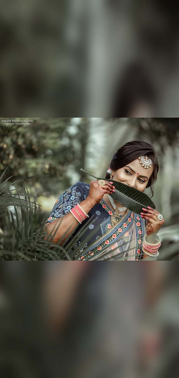 Dilus Photography Pose Image