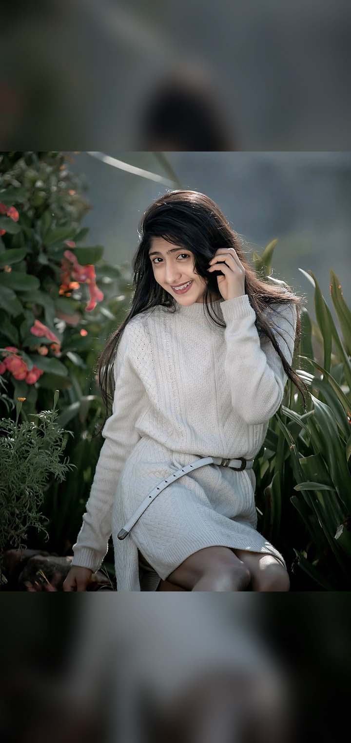 Dilus Photography Pose Image