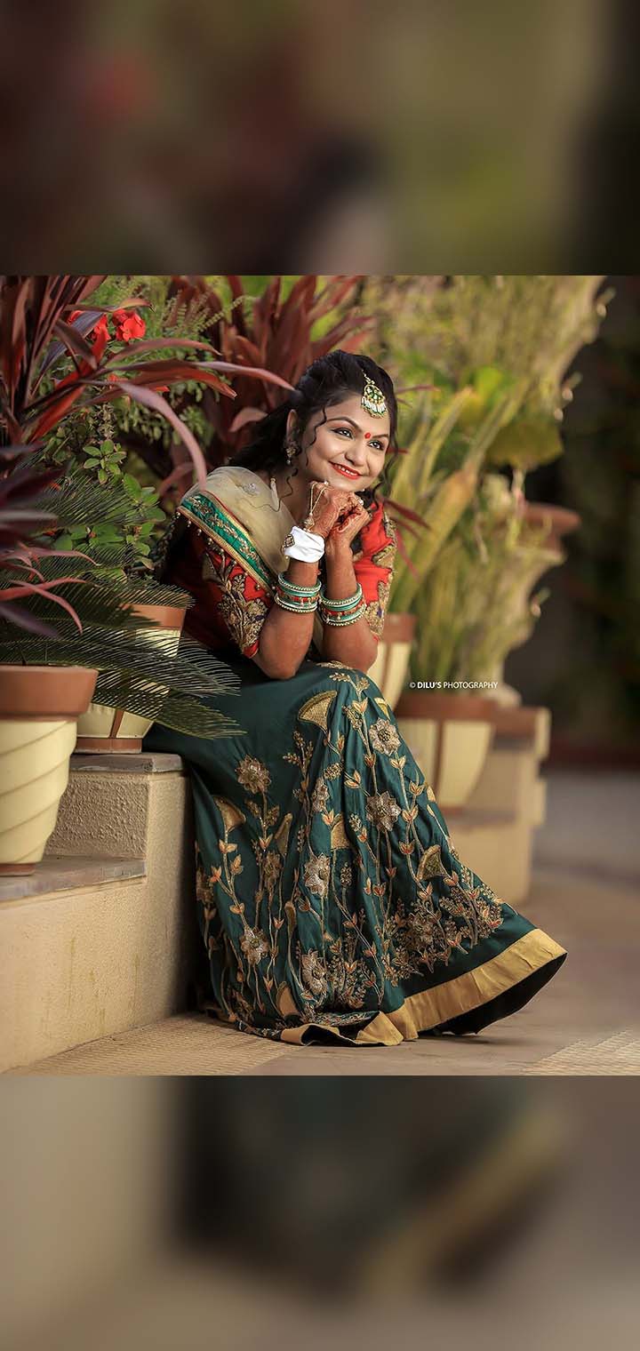 Dilus Photography Pose Image