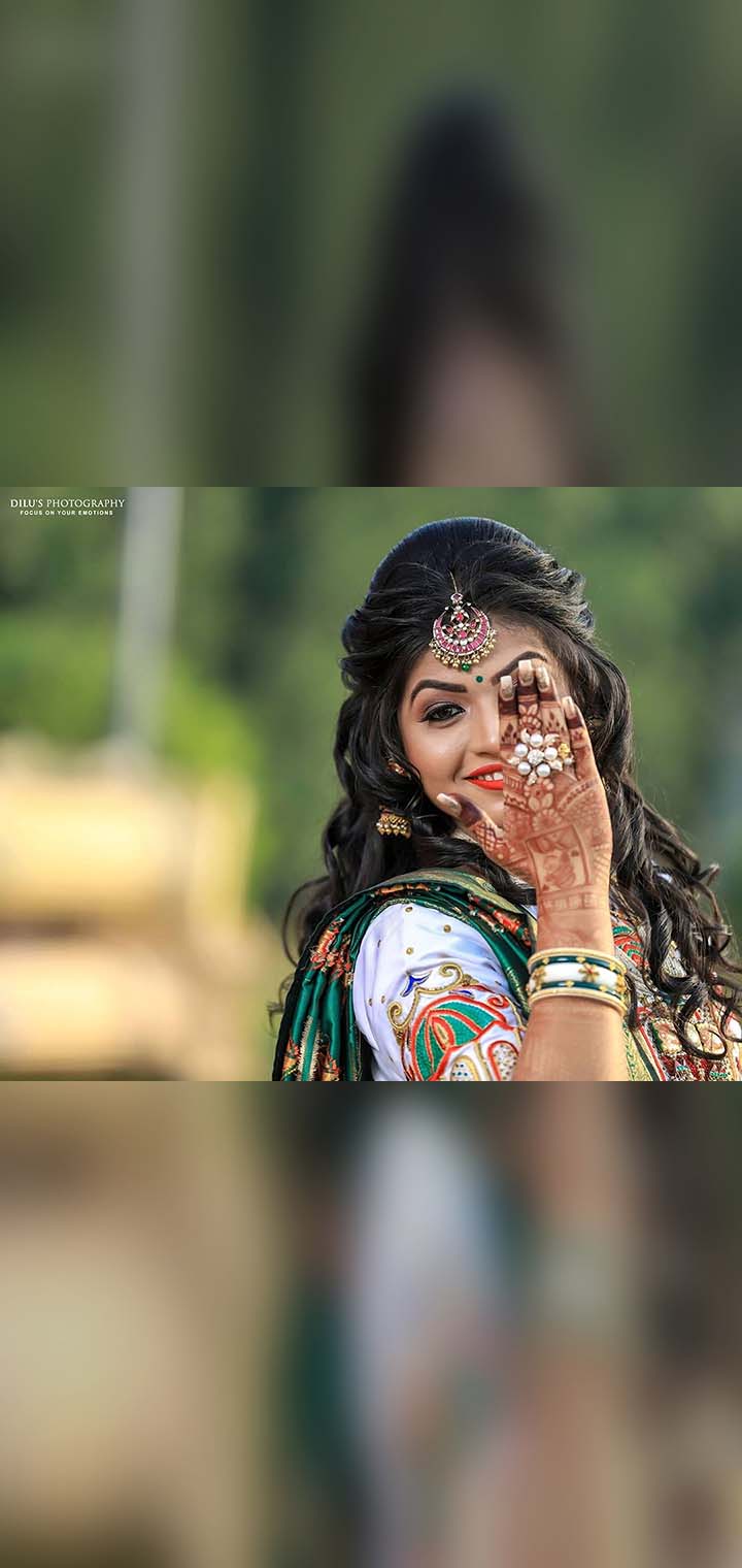 Dilus Photography Pose Image