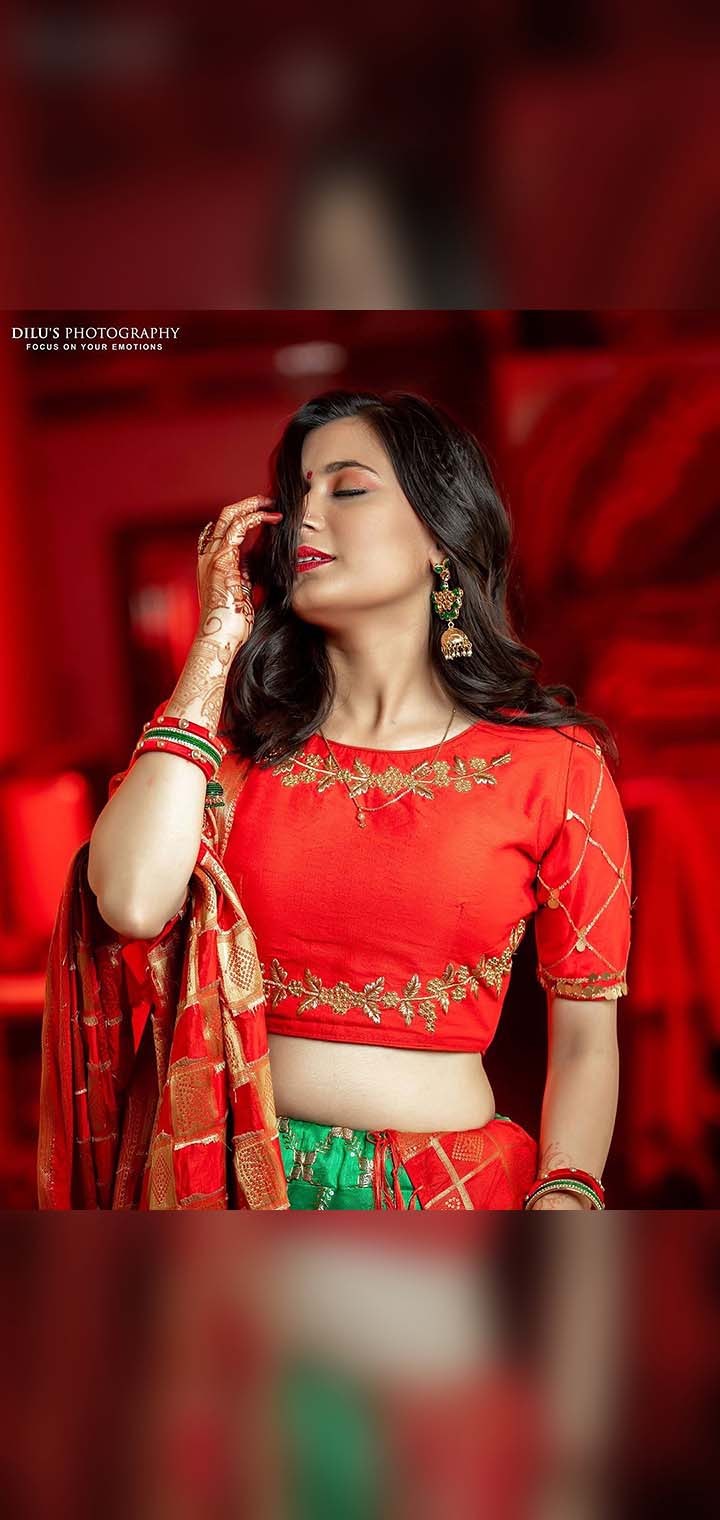 Dilus Photography Pose Image