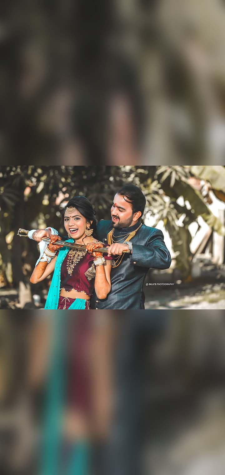 Dilus Photography Pose Image