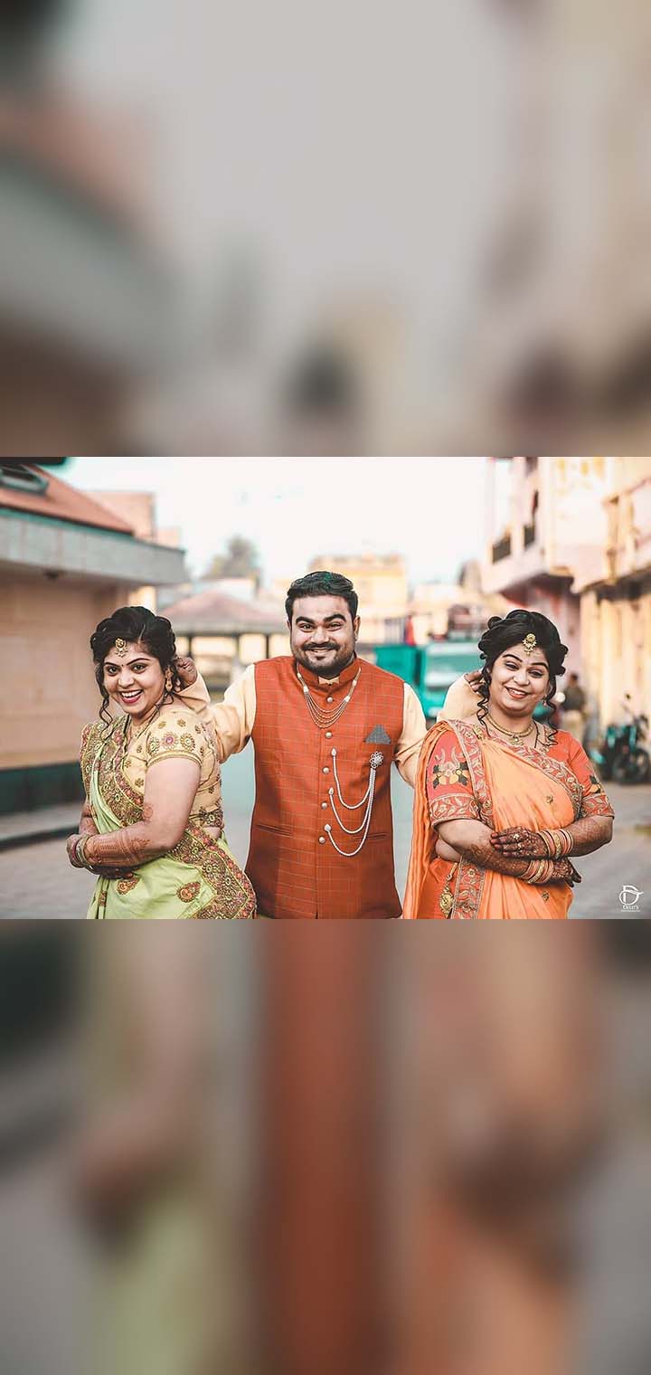 Dilus Photography Pose Image