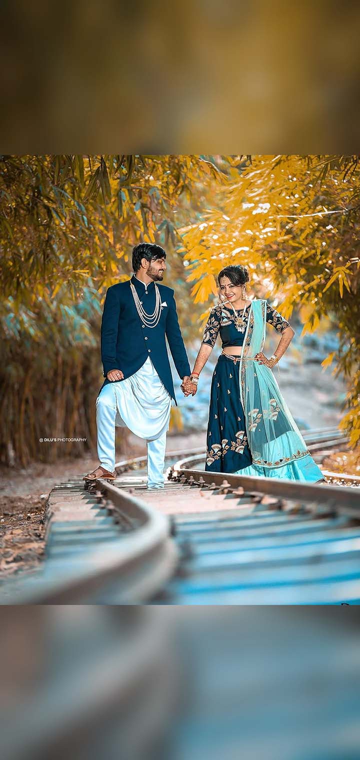 Dilus Photography Pose Image