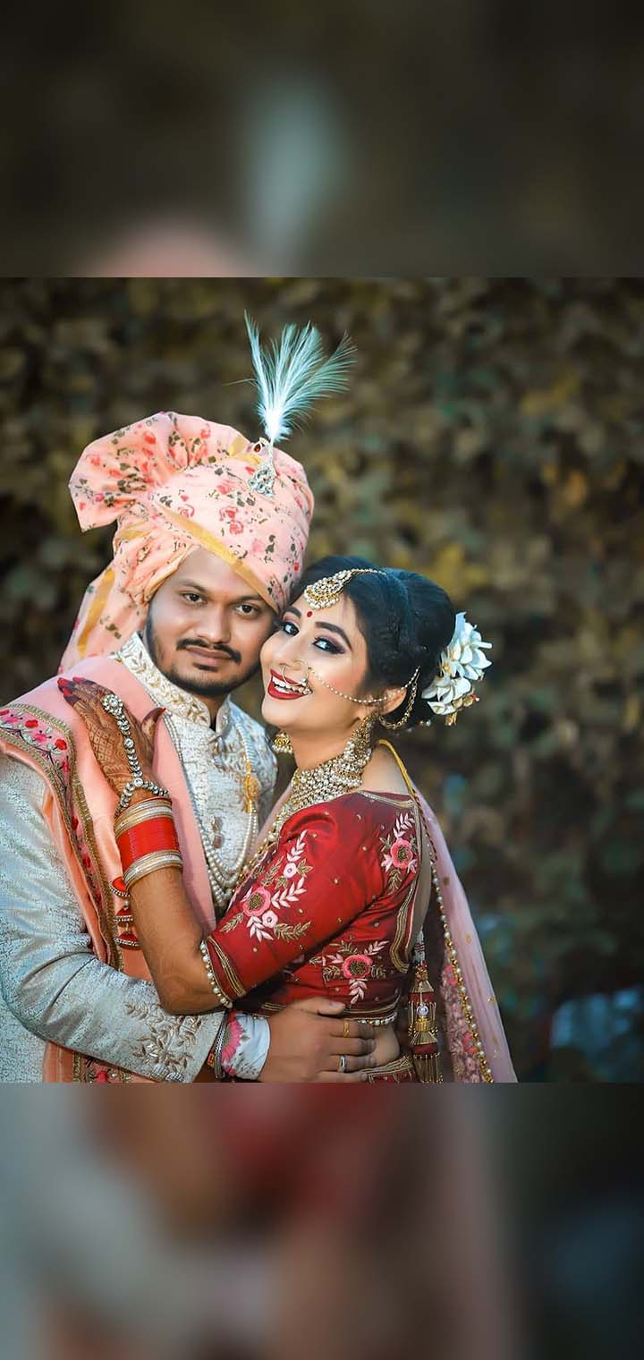 Dilus Photography Pose Image