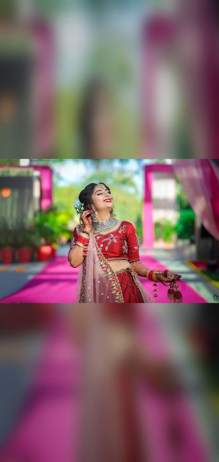 Dilus Photography Pose Image