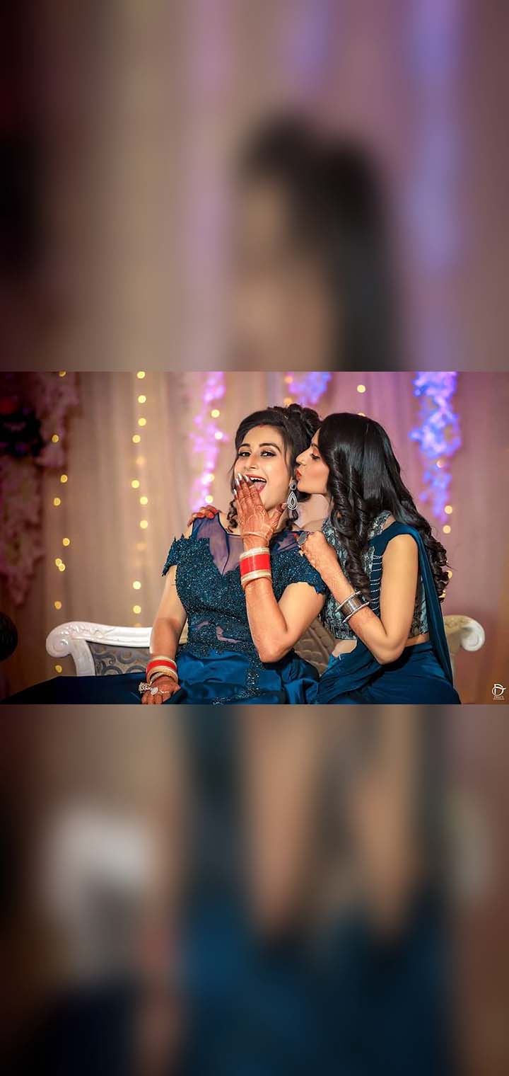 Dilus Photography Pose Image