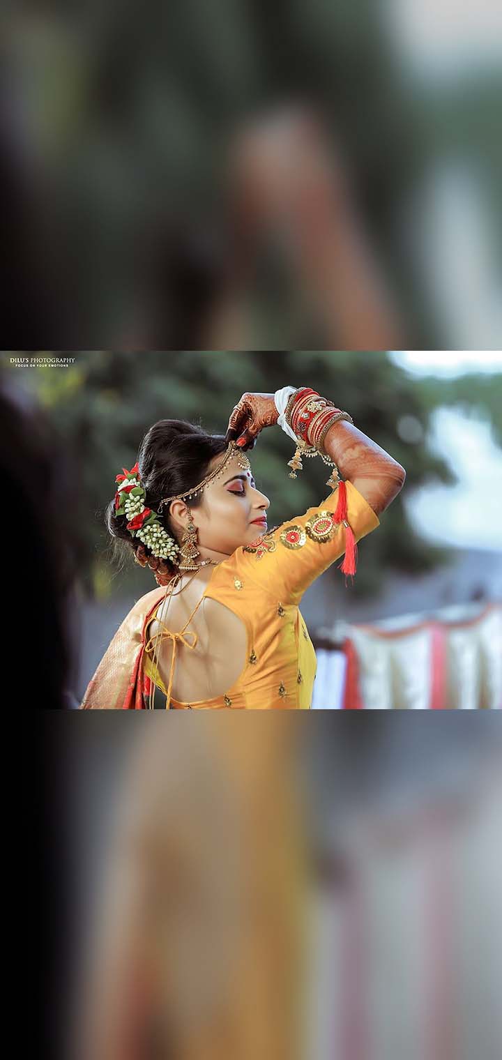 Dilus Photography Pose Image