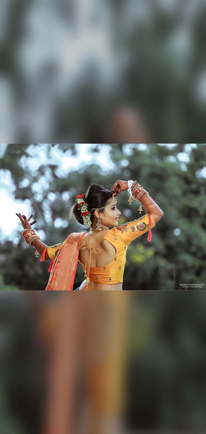 Dilus Photography Pose Image