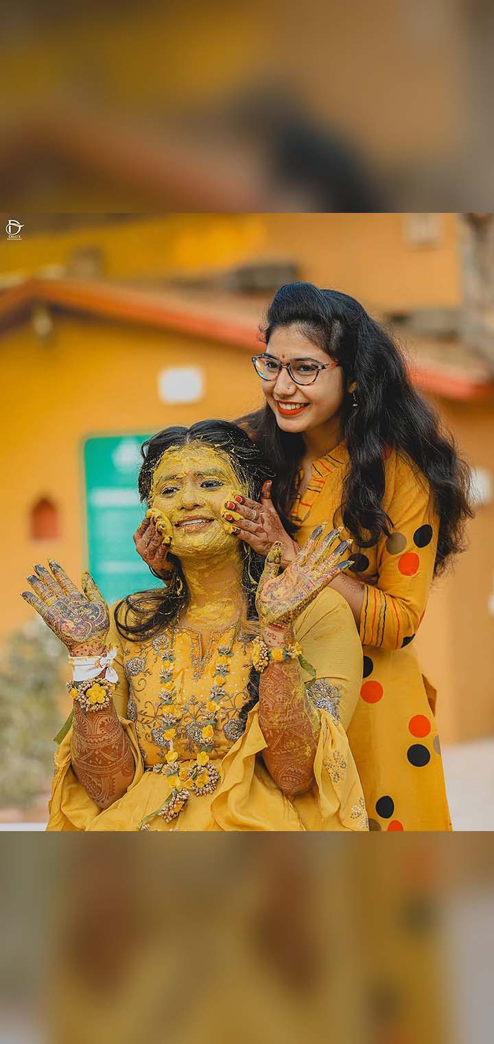 Dilus Photography Pose Image