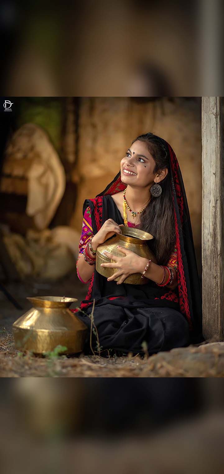 Dilus Photography Pose Image